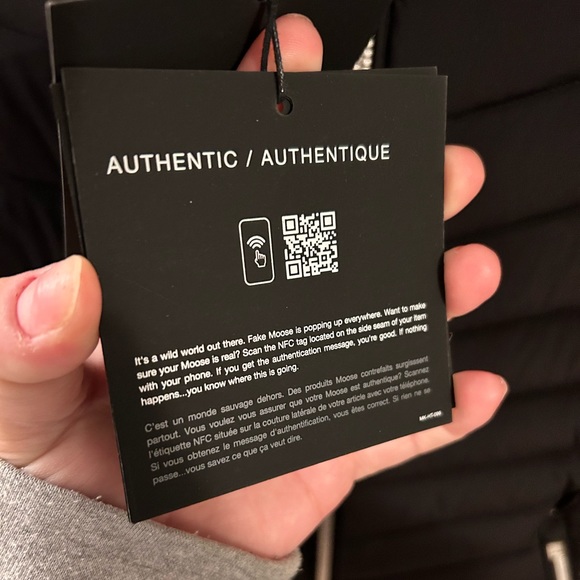 Moose Knuckles Jacket Women’s Size L - Picture 5 of 10